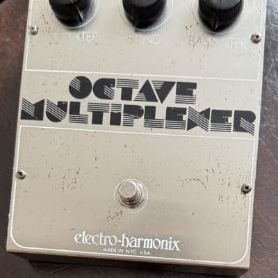 ギター electro-harmonix OCTAVE MULTIPLIER Octave Multiplexer | DISCONTINUED 2021 | Analog Sub-Octave