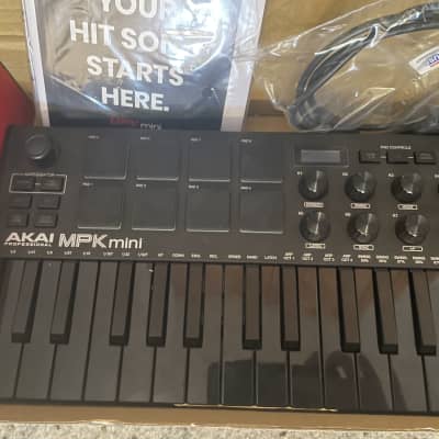 Akai MPK Mini MkIII 25-Key MIDI Controller