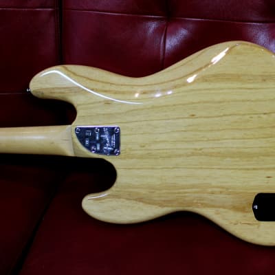 Fender Jazz Bass Electric 4 String Bass Guitar USA 2011 - Natural Gloss W/ Case image 5