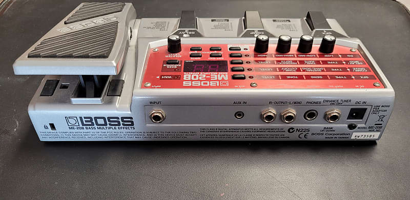 Boss ME-20B Bass Multi-Effect Unit | Reverb Canada
