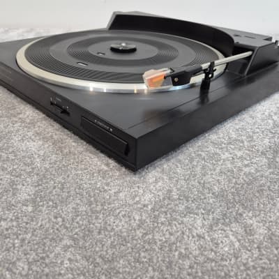 Technics SL-J100R - DC Servo Full-Auto Belt Drive Turntable image 12