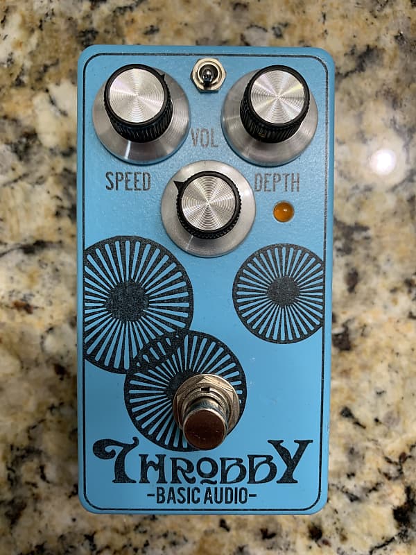 BASIC AUDIO throbby トレモロ fender vintage maxresdefault.jpg?sqp=-