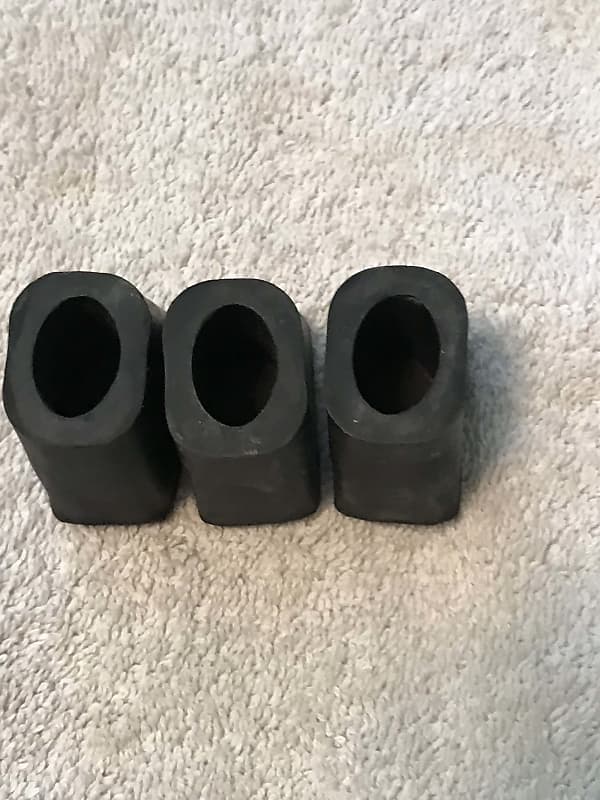 Unbranded Heavy Duty Rubber Feet (3) for elliptical shaped stand or throne legs early '80's - black image 1