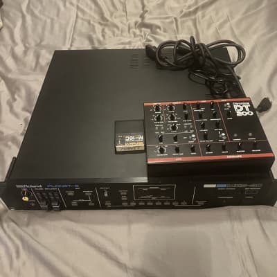 Roland MKS-30 Rackmount Analog Synthesizer 1984 - 1986 with DT-200 Programmer and memory card