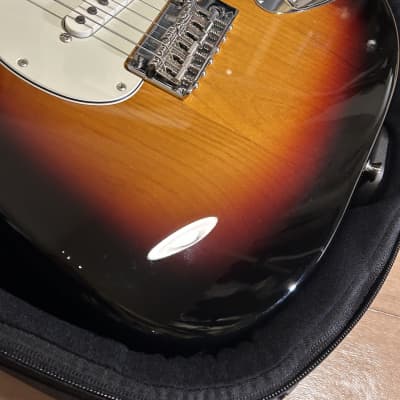 Fender 75th Anniversary Limited Edition2021 Collection Made in Japan Hybrid II Strat Metallic 3-Color Sunburst image 10