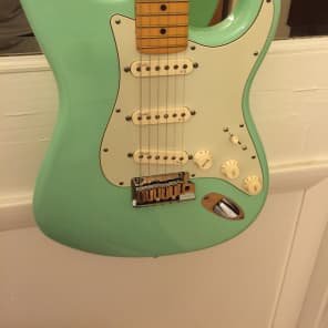 Fender 2015 American Deluxe Stratocaster ( V-Neck ) Surf Green image 3