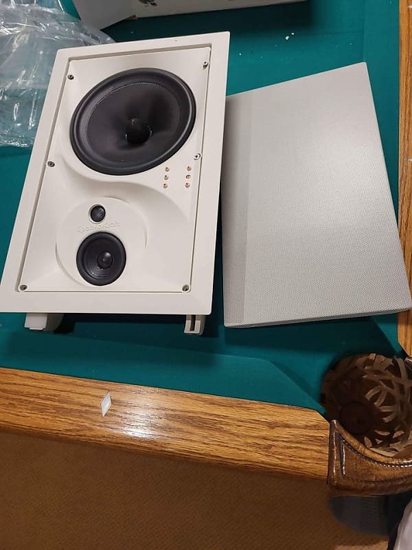 SpeakerCraft MT8 Two (In-Wall Speaker)  			