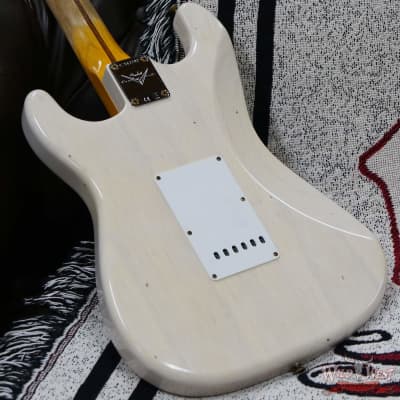 Fender Custom Shop Eric Clapton Signature Stratocaster Maple Fingerboard Journeyman Relic Aged White Blonde image 11