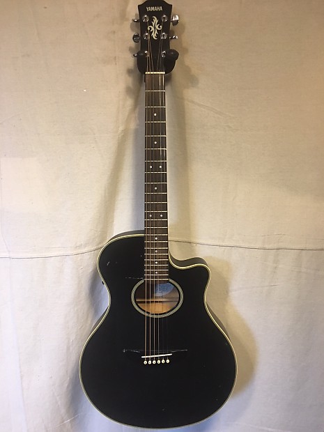 Yamaha APX 4 1992 1994 Black