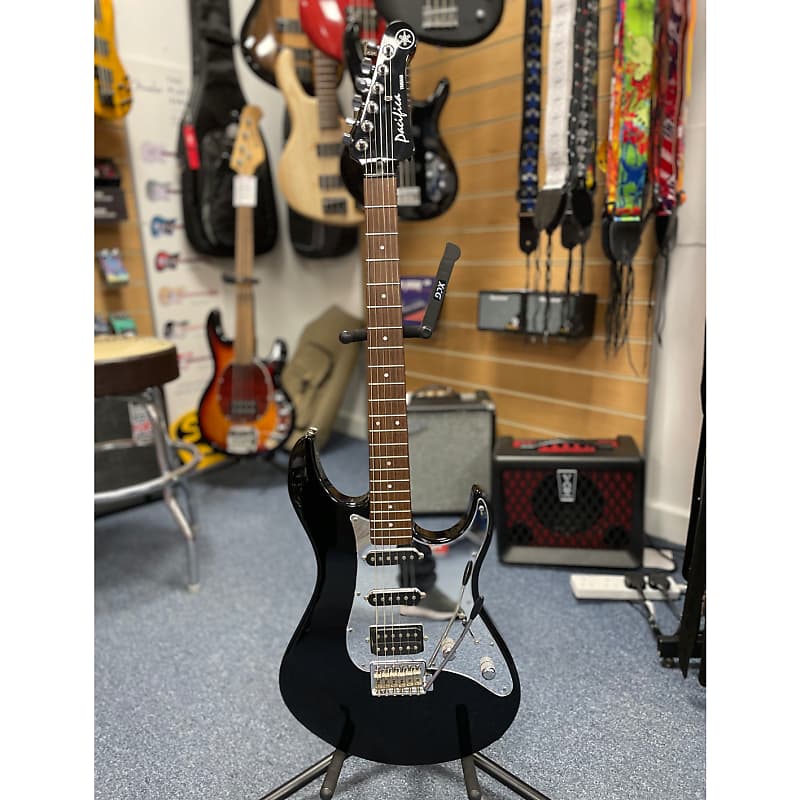 Yamaha Pacifica 112CPJ Limited Edition Black | Reverb Yamaha Pacifica 112CPJ Limited Edition Black | Reverb