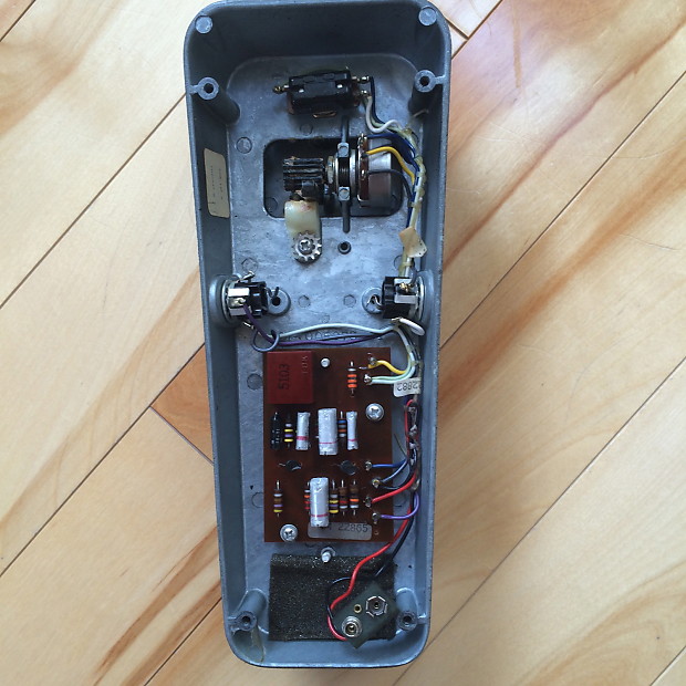 The VOX Showroom -Thomas Organ Cry Baby Wah Pedal - 1967 - 1981