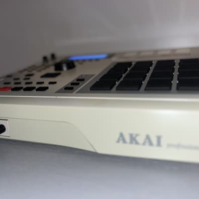 Custom Akai MPC2000 - New LCD - Maxed RAM - All New Tact switches & Button LEDs & more image 14