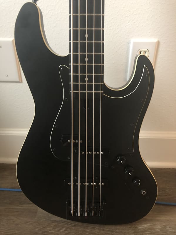 Jericho Guitars Alpha 5 Blacker 2018 Matte Black with Mono Case