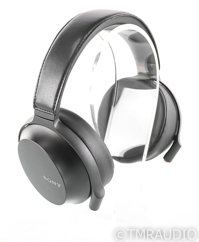 Sony MDR-Z7M2 Closed Back Headphones; MDRZ7M2 | Reverb