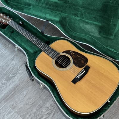 Martin HD28 Herringbone Dreadnought Excellent with Case image 8