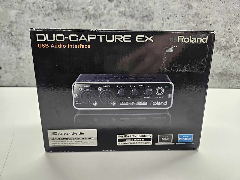 Roland UA-22 Duo-Capture EX USB Audio Interface Reverb Canada