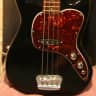 Squier by Fender Musicmaster Bass  Black, matching headstock, Vista Series, Tort PG, Single coil