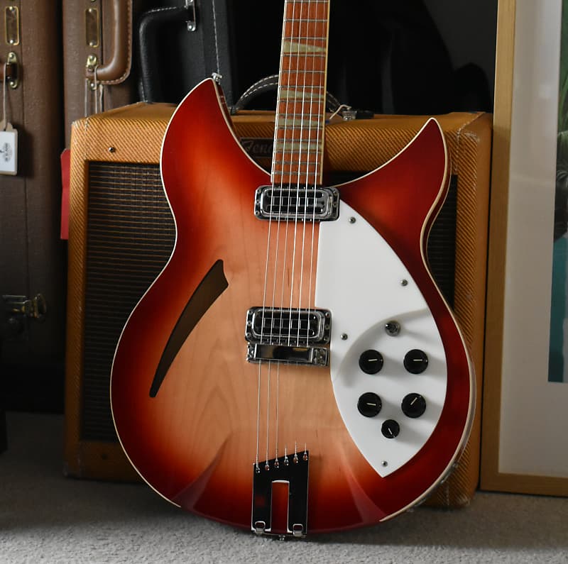 Rickenbacker 360v64 6 string on sale
