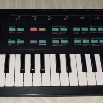 Buy used Yamaha DX100 Programmable Algorithm Synthesizer 1985 - Black
