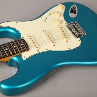 Fender Japan Stratocaster XII - CIJ - 2004 - Lake Placid Blue w/HSC image 13