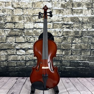Sound of Music 1/2 Size Violin Outfit - (Used) image 2