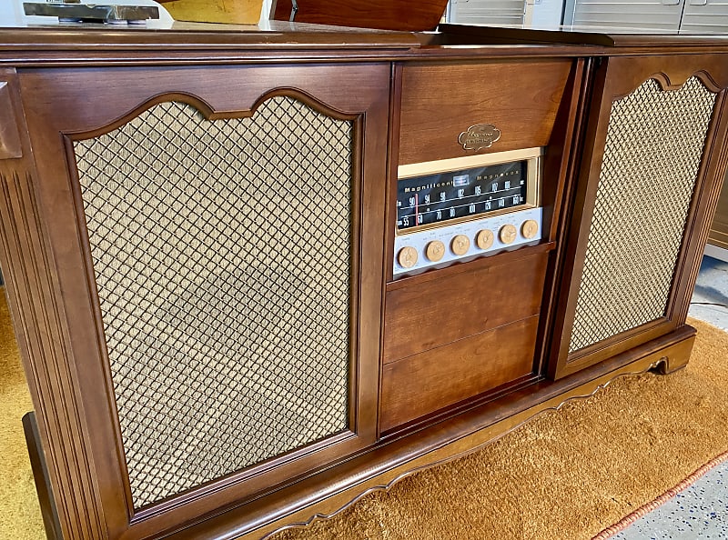 Fully Serviced 1961 Magnavox 