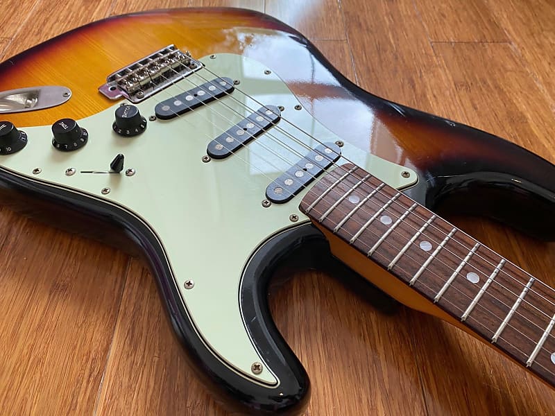 Vintage 1980 Fernandes (Burny) FST-65 Japanese Stone Logo