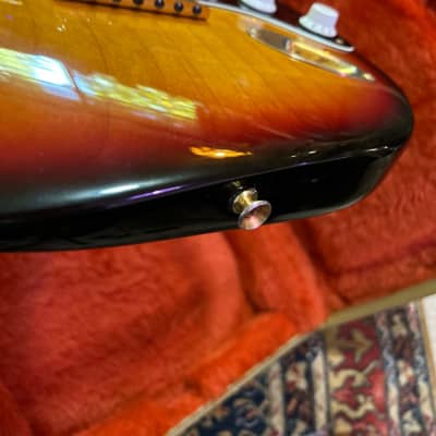 Fender Stevie Ray Vaughan Stratocaster with Brazilian Rosewood Fretboard 1992 - 3-Color Sunburst image 13