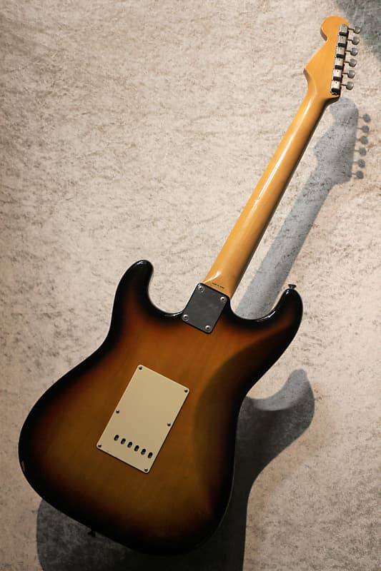 Fender JAPAN ストラトキャスター Fender Japan ST-36 ~3 Tone Sunburst~ 【3.43kg】 | Reverb