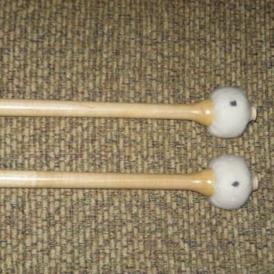 ONE pair new old stock Regal Tip 601SG, GOODMAN # 1, TIMPANI MALLETS HARD, inner wood core covered with first quality white damper felt, hard rock maple haandles / shaft (includes packaging) image 4
