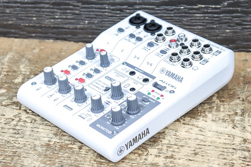 Yamaha AG06MK2 White 6-Channel Live Streaming Mixer / USB Audio 