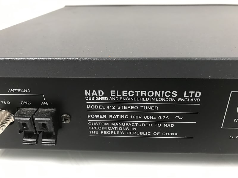 NAD 412 AM / FM online Digital Stereo Tuner 120V 60Hz 0.2A