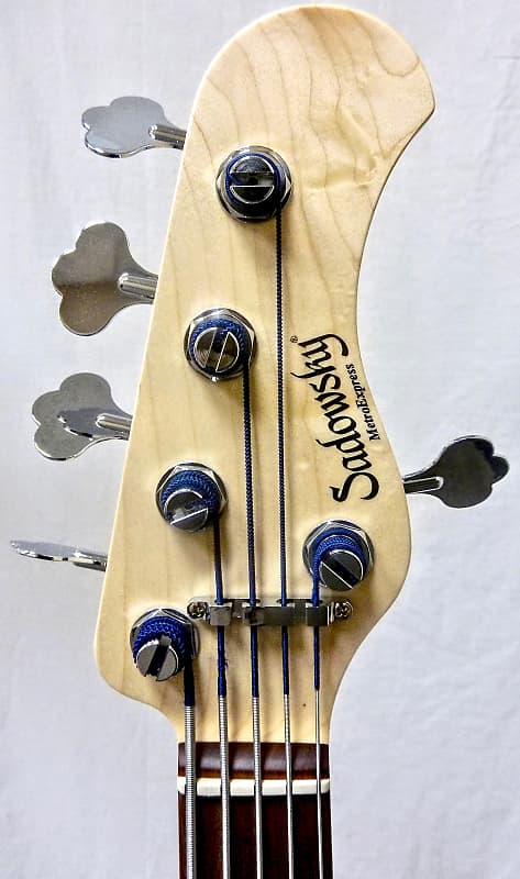 Sadowsky Made in Japan Metro Express White - 8.7 pounds