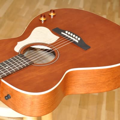 ART & LUTHERIE Legacy Havana Brown Q Discrete / Made In Canada / Acoustic-Electric Concert Size Guitar image 6