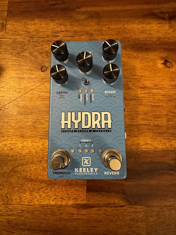 Keeley Hydra Stereo Reverb & Tremolo