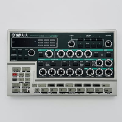 Yamaha DX200 Desktop Control Synthesizer FM Synthesis - Silver/Black
