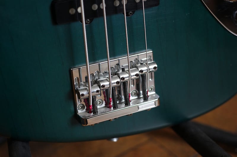 メンテ済 Bacchus BJB-98 GLAY JIRO HEADWAY Headway Japan Bacchus Jazz Bass Signature GLAY Jiro BJB98