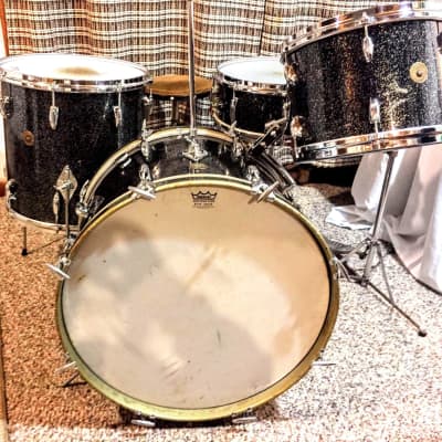 Gretsch Round Badge Drum Set, Anniversary Sparkle image 2