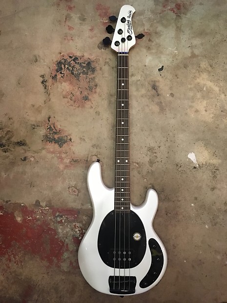 STERLING Ray34 (パールホワイト Blackparts) STERLING Ray34 (パールホワイト Blackparts) - メルカリ