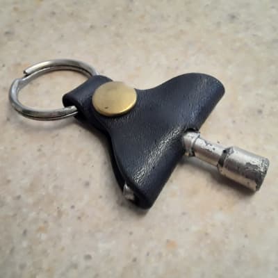 Pearl Vintage Drum Key & Keyring Holder from the 1960's - Natural Aged Patina - Very Rare to  Find image 7