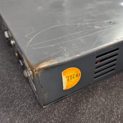 ベース Ampeg B-1R MADE IN USA 150W Ampeg B-1R MADE IN USA 150W Ampeg B-1 150W Bass Amplifier 1U