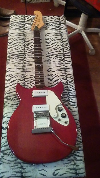 Micro frets on sale signature guitar