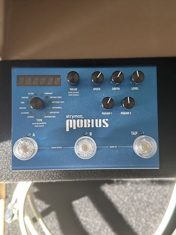 Strymon Mobius