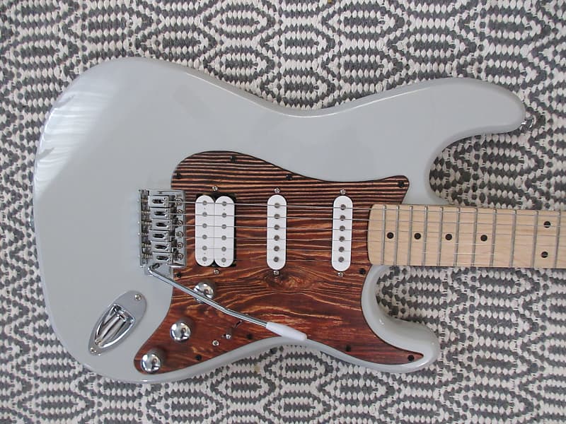 ~Cashified~ Kramer Strat-Style Pewter Rock 'n' Roller image 1