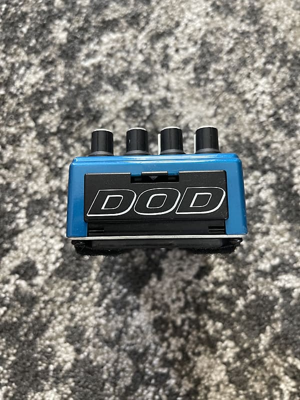 ギター DOD FX ICE BOX 64 STEREO CHORUS DOD FX64 Ice Box Stereo Chorus Pedal | Guitar Center