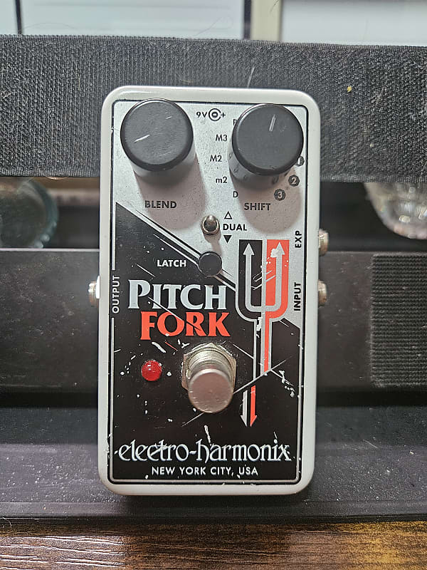 Electro-Harmonix Pitch Fork Polyphonic Pitch Shifter / | Reverb