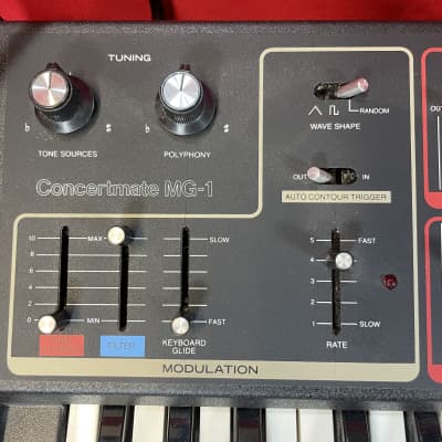 Vintage 1981 Moog / Realistic Concertmate MG-1 Analog Synth Synthesizer Keyboard image 3