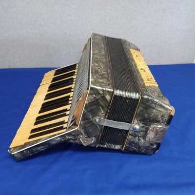 Vintage Hohner Unknown Model Intermediate 120/41 Piano Accordion For Repair image 7