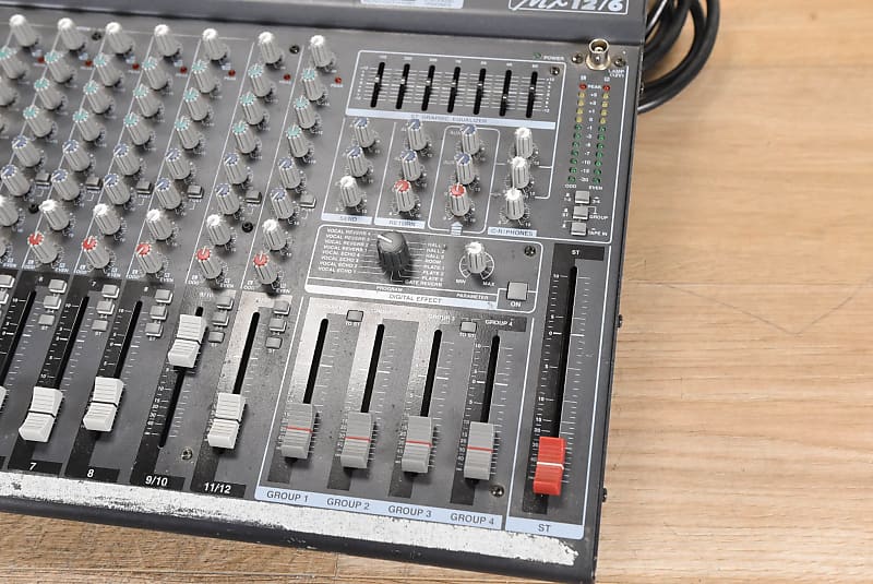 Yamaha MX12/6 12-Channel Analog Audio Mixer CG0065N | Reverb