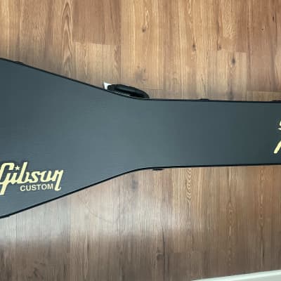 Gibson Custom Shop Dave Mustaine Signature Flying V EXP 2022 - Red Amber Burst image 9